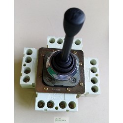 Chave manipuladora joystick com retorno 25A 250vca M30 4NA 4NF